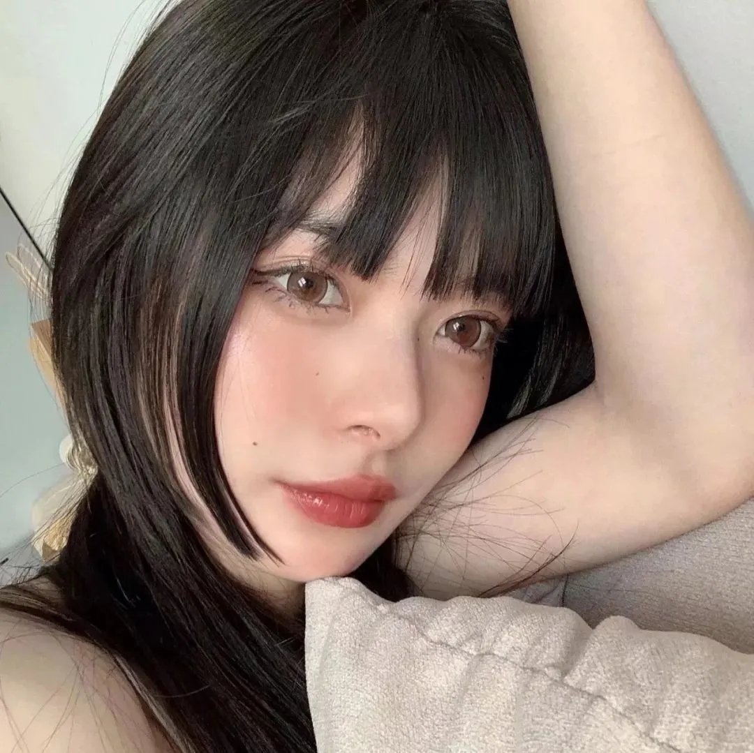 脸庞